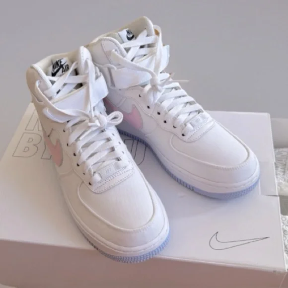 Women’s Nike Air Force 1, High Top Sneakers - Picture 5 of 7